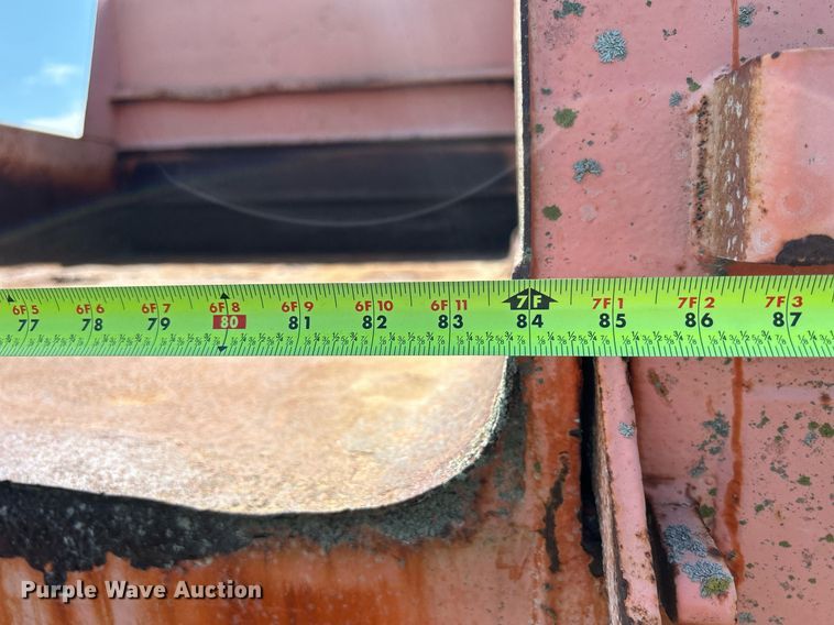 image for item DQ0867 1986 Ford L8000  dump truck