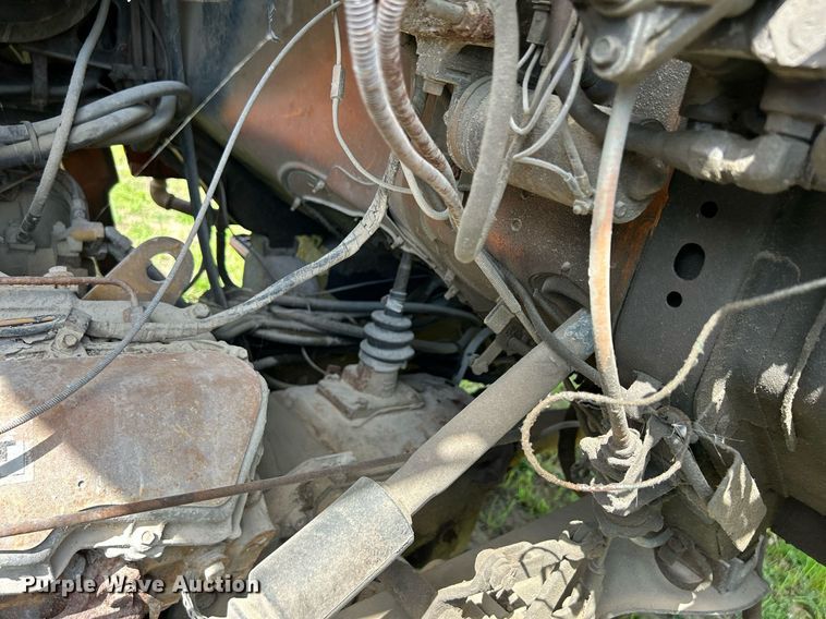 image for item DQ0867 1986 Ford L8000  dump truck