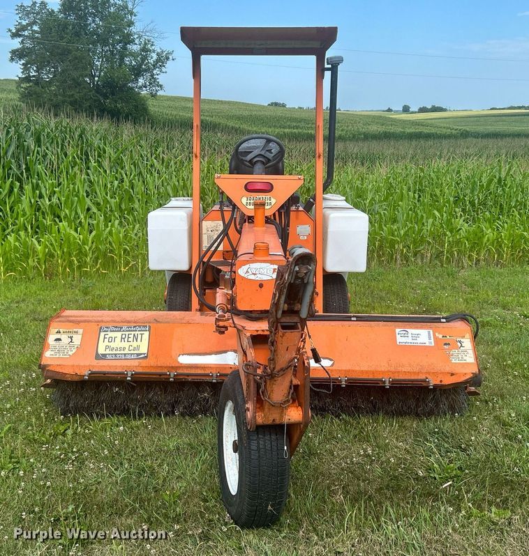 image for item DQ0868 2004 Lay Mor 8HC  broom