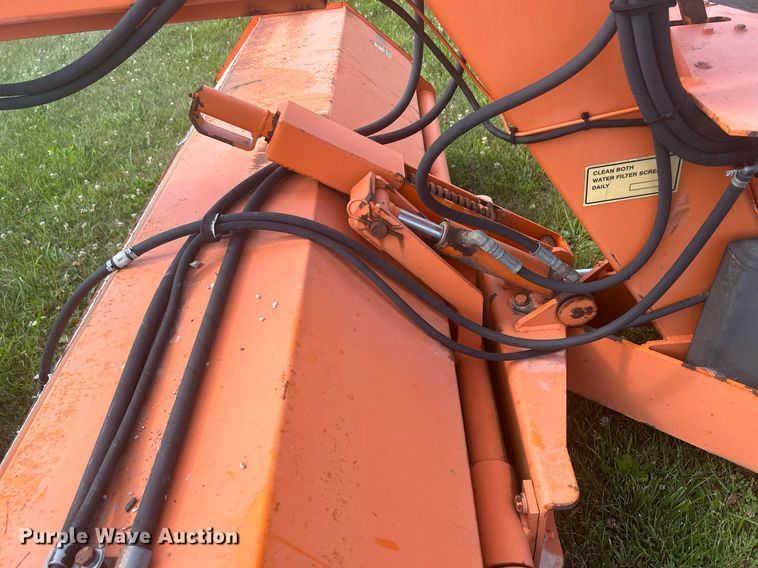 image for item DQ0868 2004 Lay Mor 8HC  broom