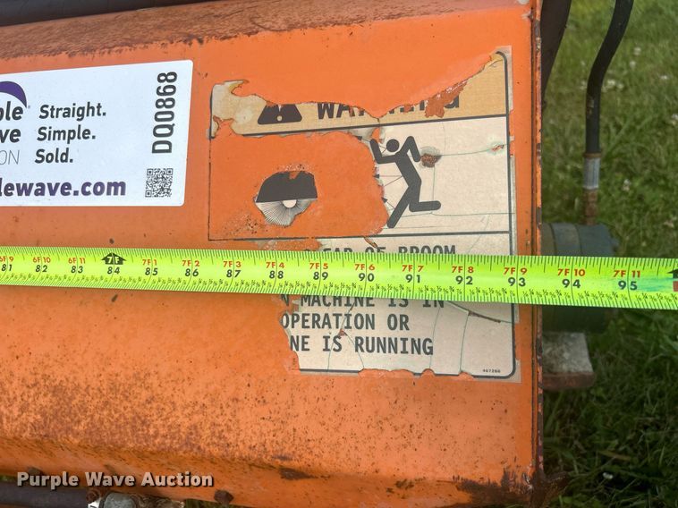 image for item DQ0868 2004 Lay Mor 8HC  broom