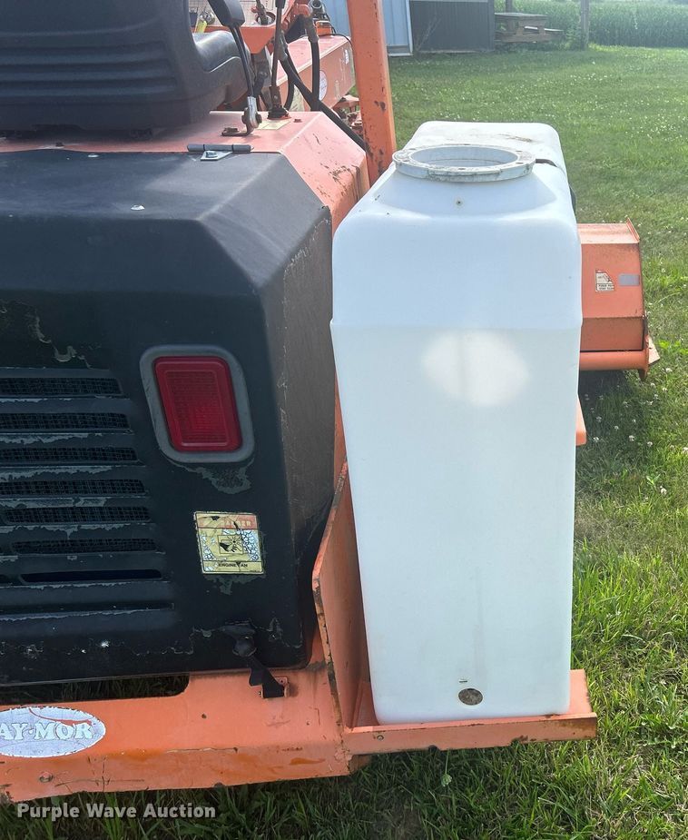 image for item DQ0868 2004 Lay Mor 8HC  broom