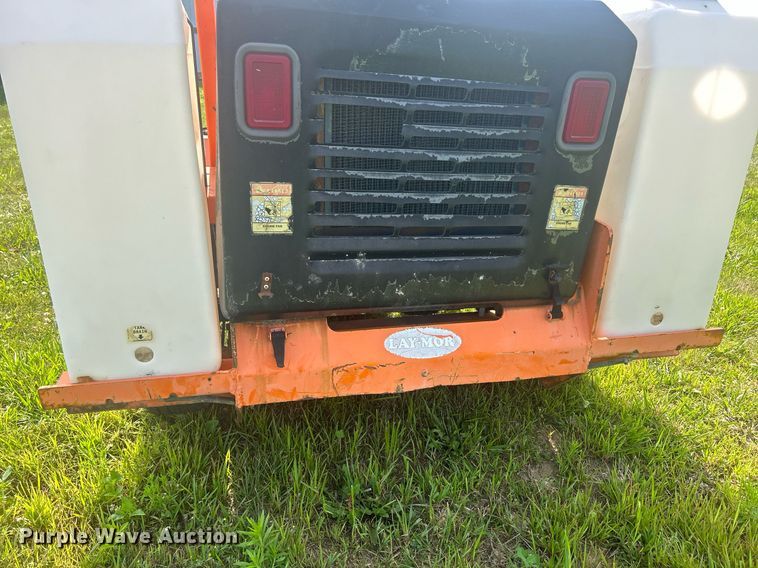 image for item DQ0868 2004 Lay Mor 8HC  broom