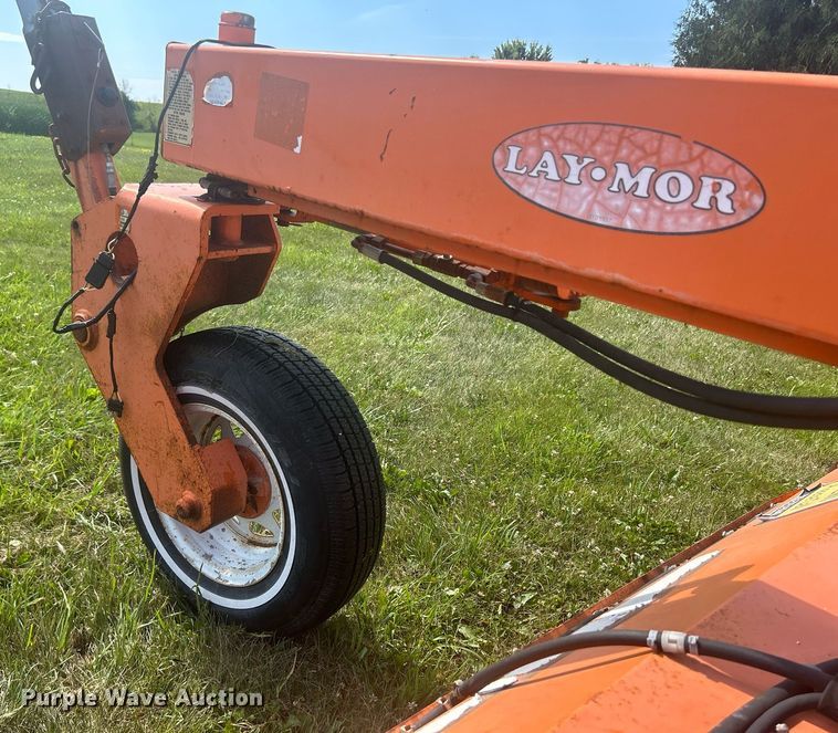 image for item DQ0868 2004 Lay Mor 8HC  broom