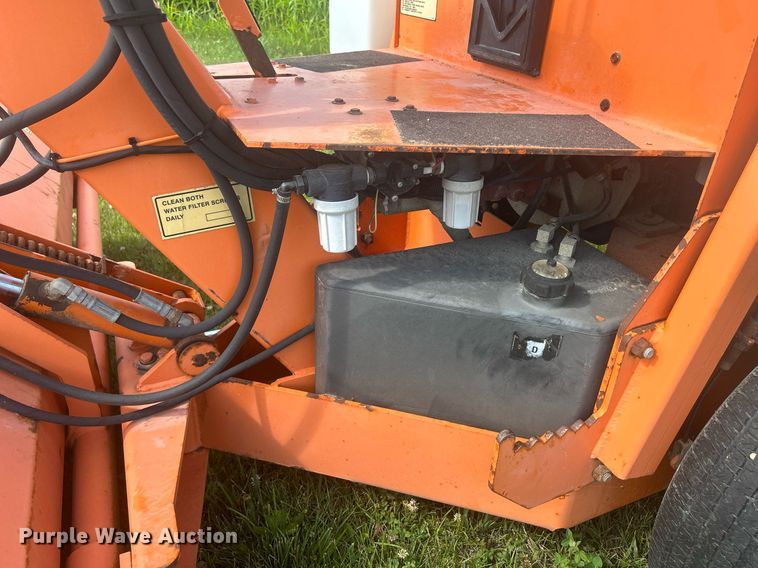 image for item DQ0868 2004 Lay Mor 8HC  broom