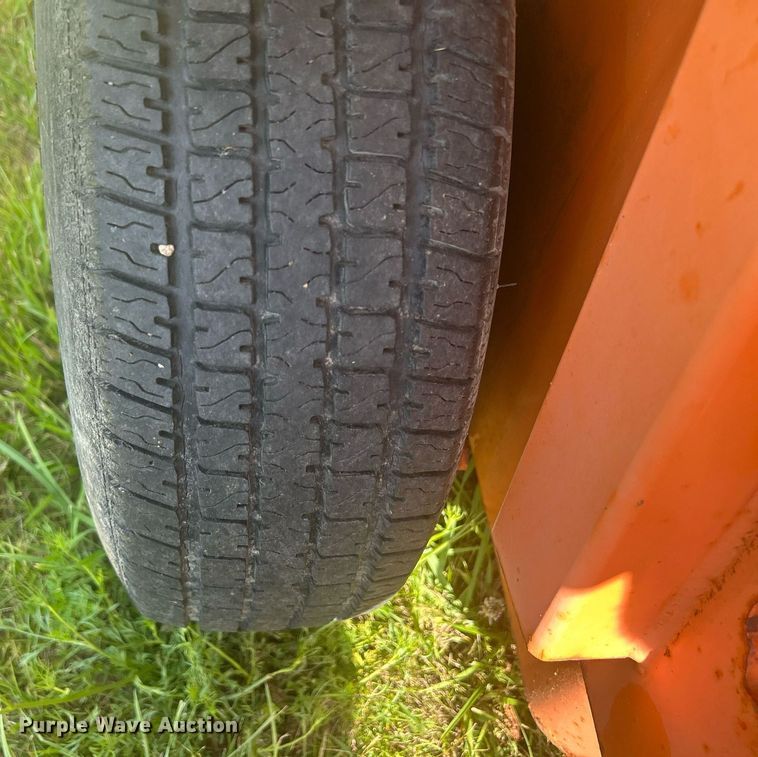 image for item DQ0868 2004 Lay Mor 8HC  broom