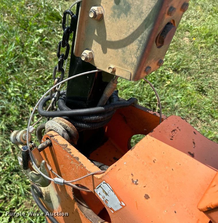 image for item DQ0869 2013 Lay Mor SweepMaster 300  broom