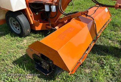 image for item DQ0869 2013 Lay Mor SweepMaster 300  broom