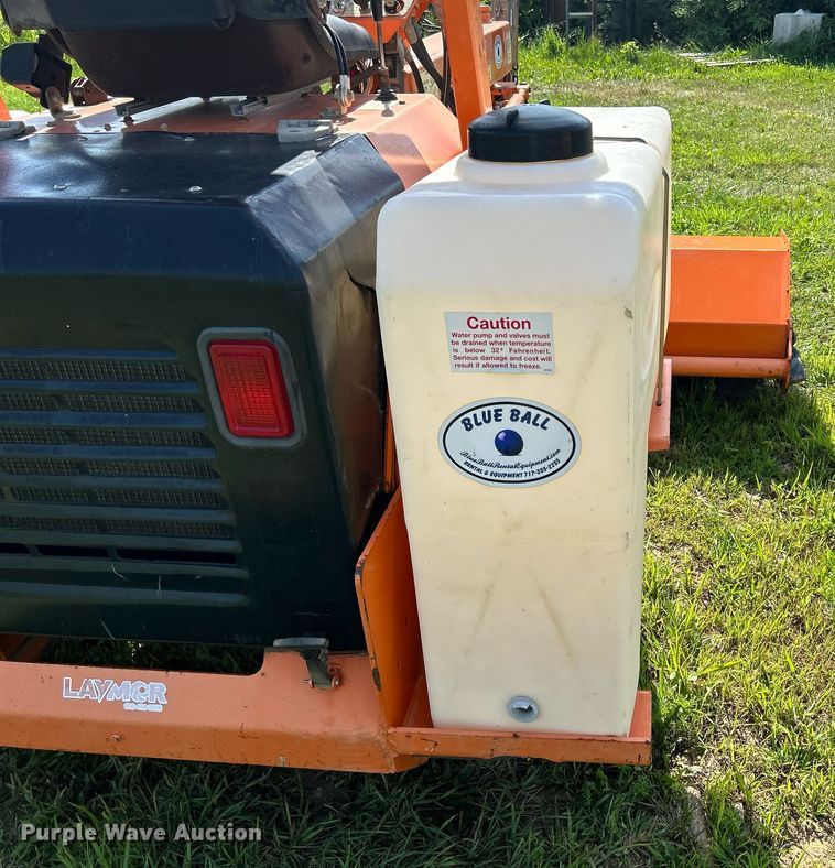 image for item DQ0869 2013 Lay Mor SweepMaster 300  broom