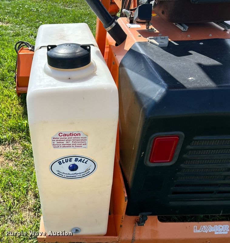 image for item DQ0869 2013 Lay Mor SweepMaster 300  broom