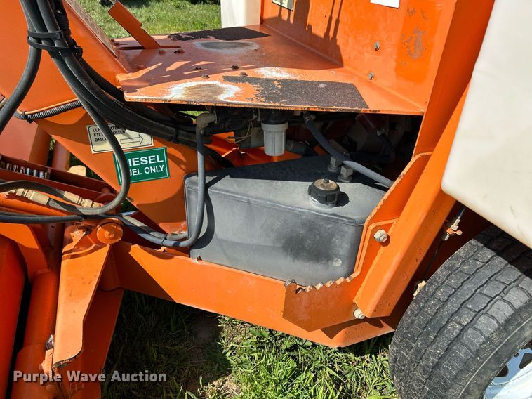 image for item DQ0869 2013 Lay Mor SweepMaster 300  broom