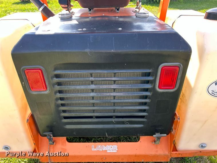 image for item DQ0869 2013 Lay Mor SweepMaster 300  broom