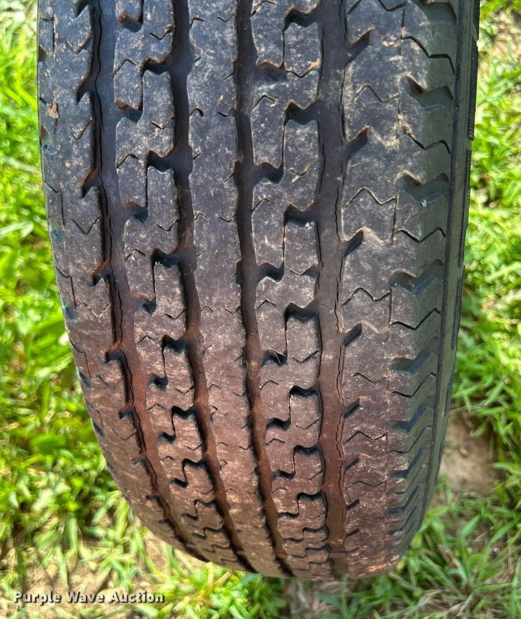 image for item DQ0869 2013 Lay Mor SweepMaster 300  broom