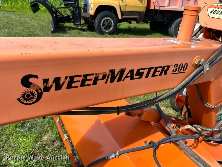 image for item DQ0869 2013 Lay Mor SweepMaster 300  broom