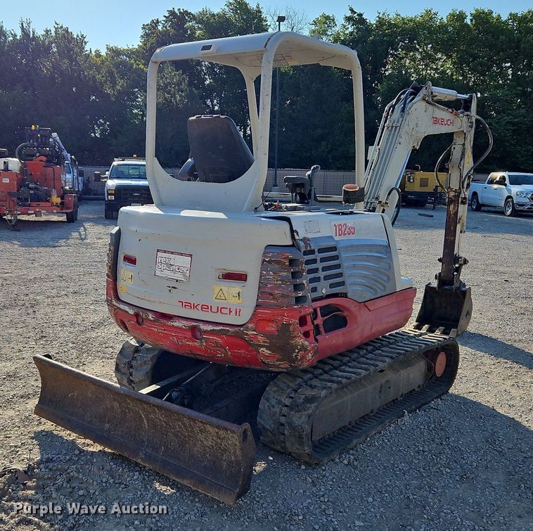 image for item DQ1799 2013 Takeuchi TB235  mini excavator