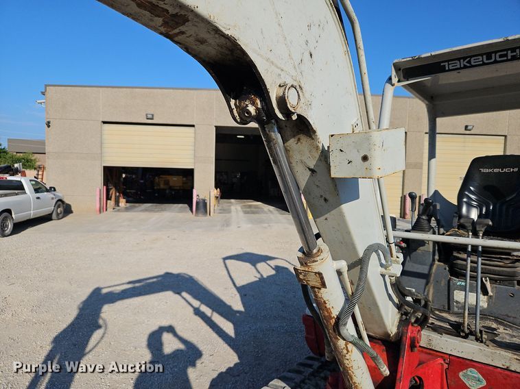 image for item DQ1799 2013 Takeuchi TB235  mini excavator