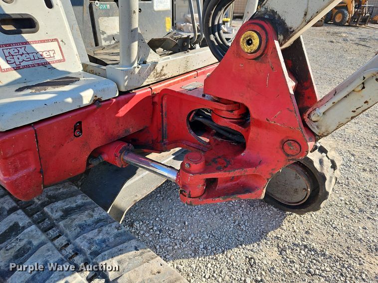 image for item DQ1799 2013 Takeuchi TB235  mini excavator