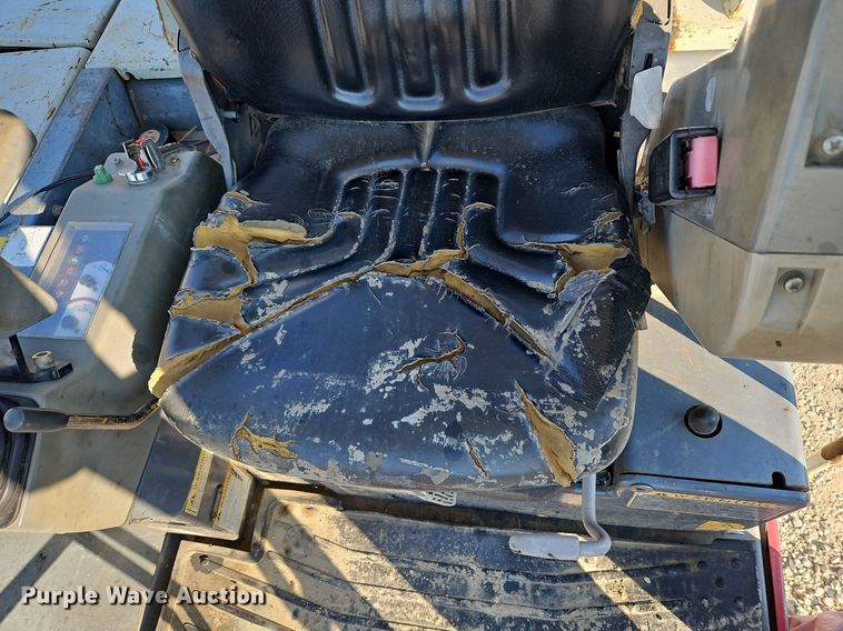 image for item DQ1799 2013 Takeuchi TB235  mini excavator