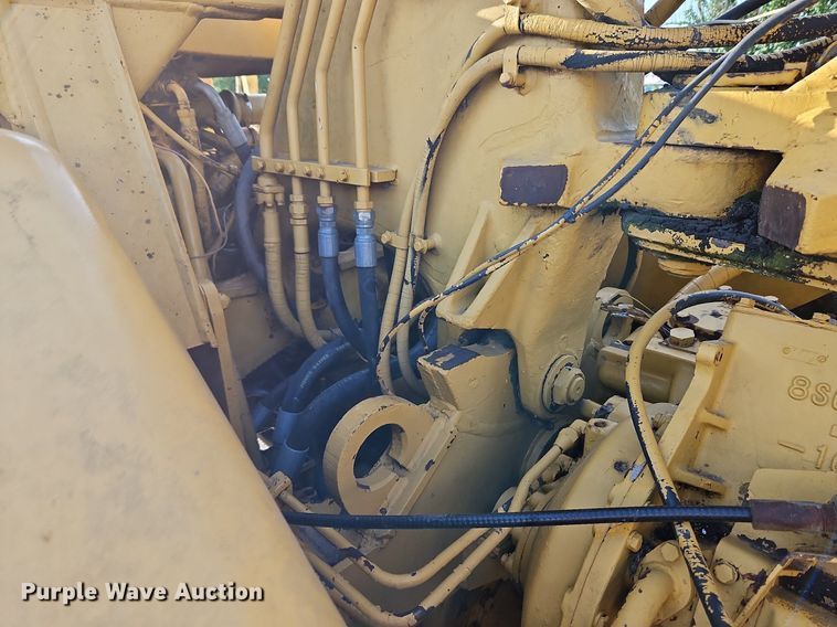 image for item DQ1804 1974 Caterpillar 613B  elevating scraper