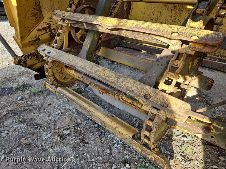 image for item DQ1804 1974 Caterpillar 613B  elevating scraper