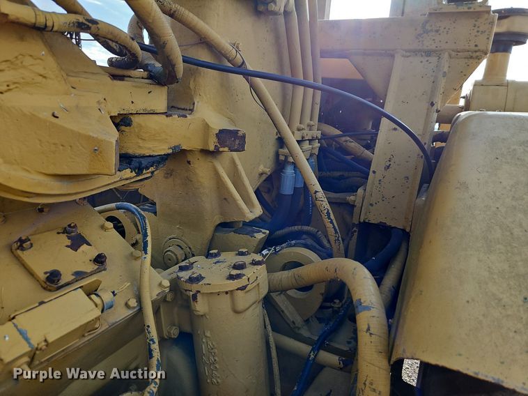 image for item DQ1804 1974 Caterpillar 613B  elevating scraper