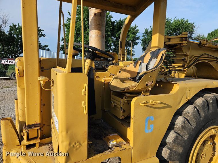 image for item DQ1804 1974 Caterpillar 613B  elevating scraper