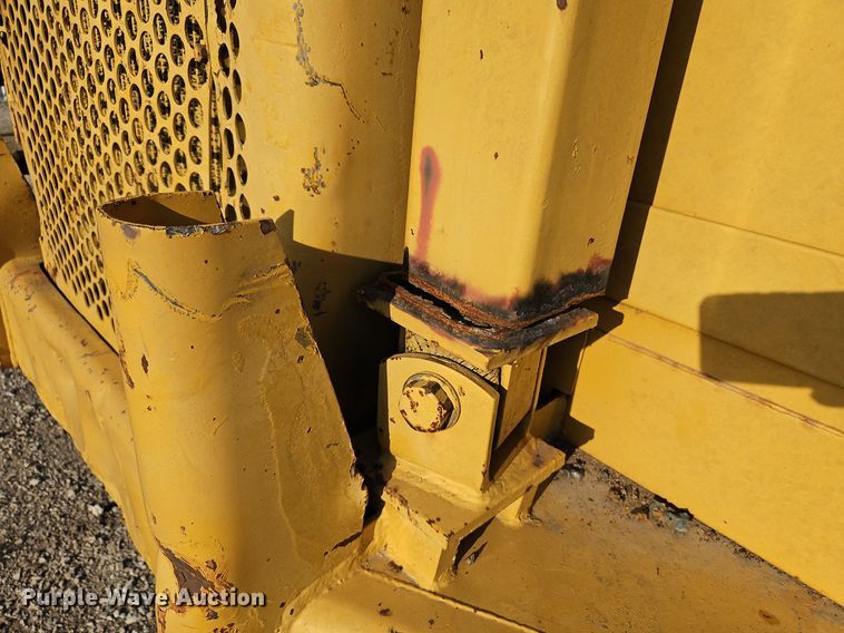 image for item DQ1804 1974 Caterpillar 613B  elevating scraper
