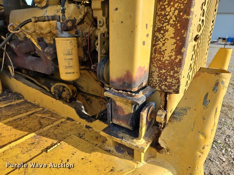 image for item DQ1804 1974 Caterpillar 613B  elevating scraper