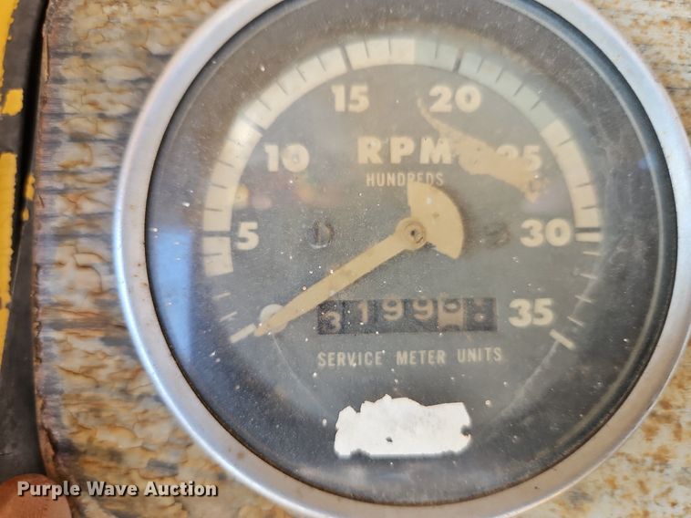 image for item DQ1804 1974 Caterpillar 613B  elevating scraper