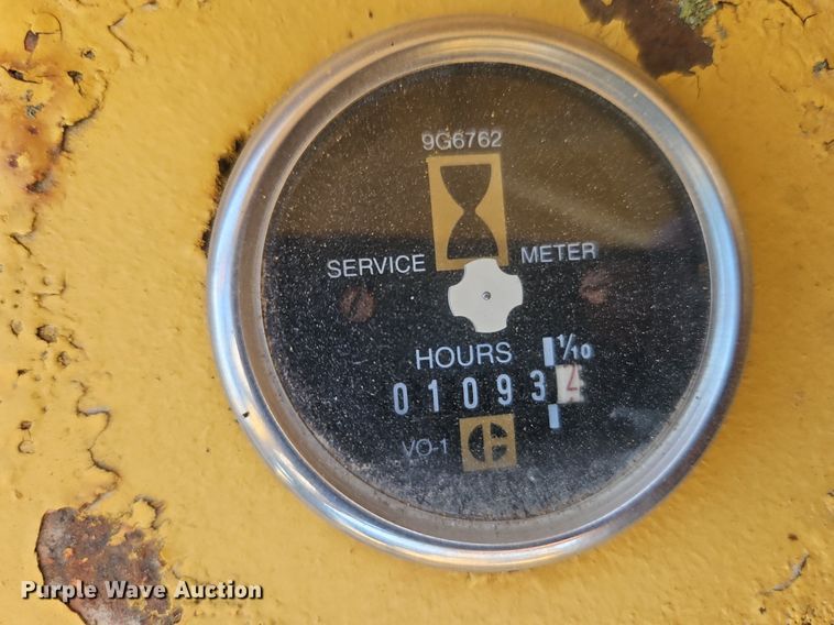 image for item DQ1804 1974 Caterpillar 613B  elevating scraper