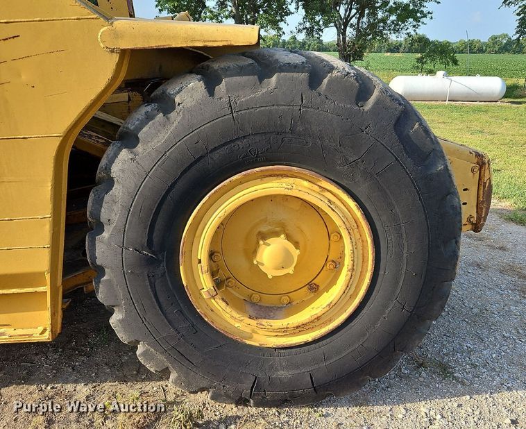 image for item DQ1804 1974 Caterpillar 613B  elevating scraper