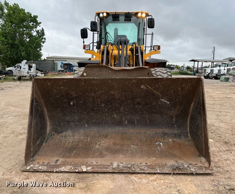image for item DQ2117 2014 Volvo L120G  wheel loader