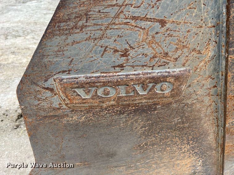 image for item DQ2117 2014 Volvo L120G  wheel loader
