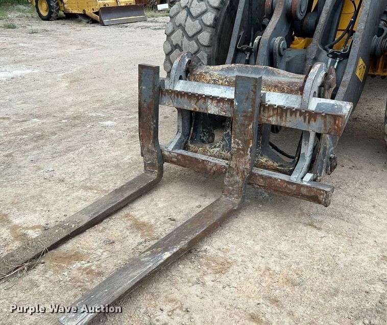 image for item DQ2117 2014 Volvo L120G  wheel loader