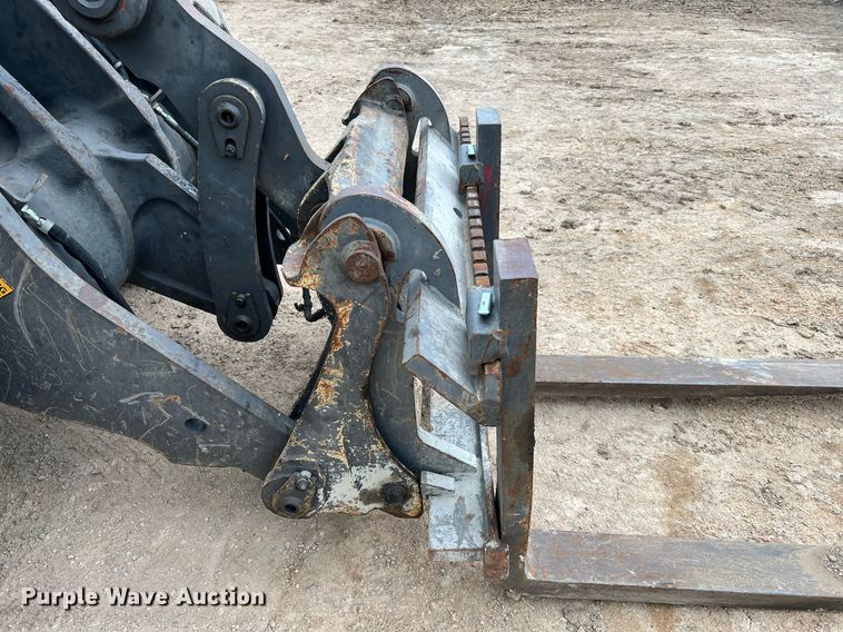 image for item DQ2117 2014 Volvo L120G  wheel loader