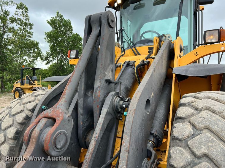 image for item DQ2117 2014 Volvo L120G  wheel loader