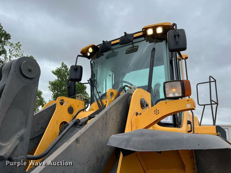 image for item DQ2117 2014 Volvo L120G  wheel loader