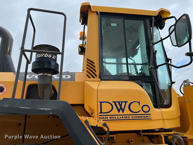 image for item DQ2117 2014 Volvo L120G  wheel loader