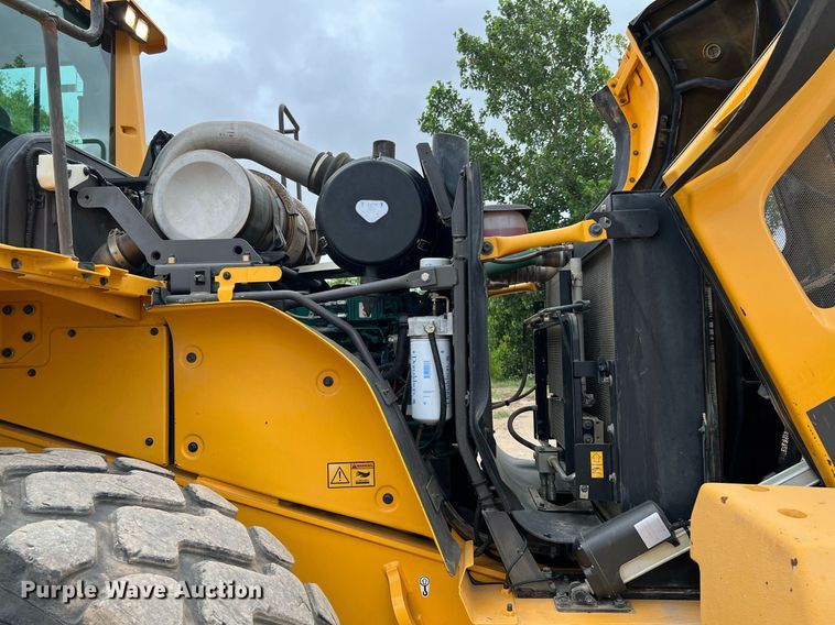 image for item DQ2117 2014 Volvo L120G  wheel loader