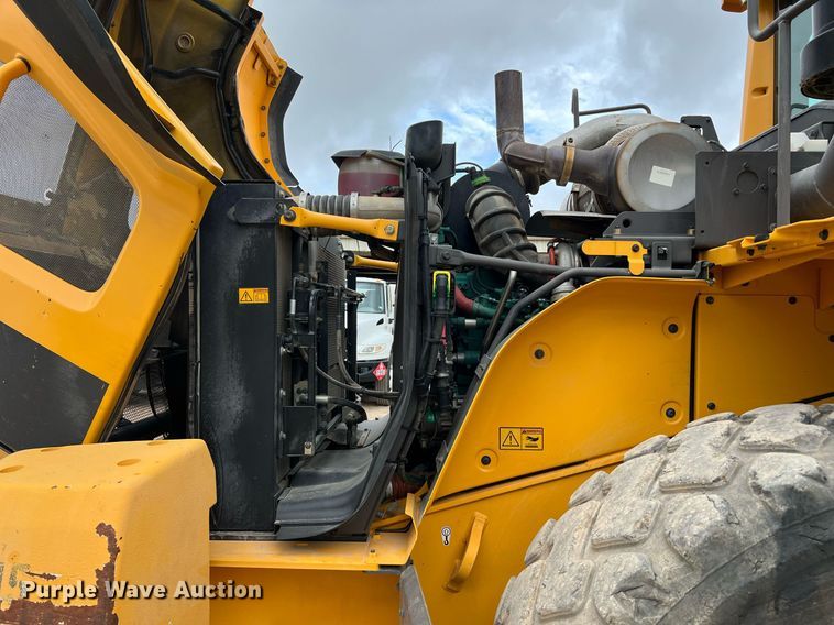 image for item DQ2117 2014 Volvo L120G  wheel loader