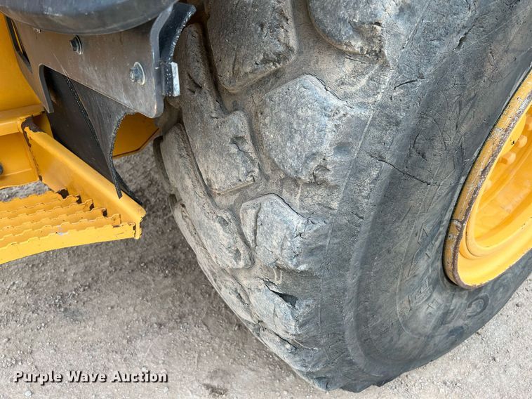 image for item DQ2117 2014 Volvo L120G  wheel loader