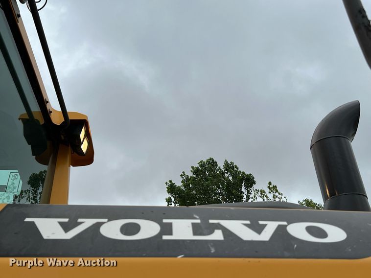 image for item DQ2117 2014 Volvo L120G  wheel loader