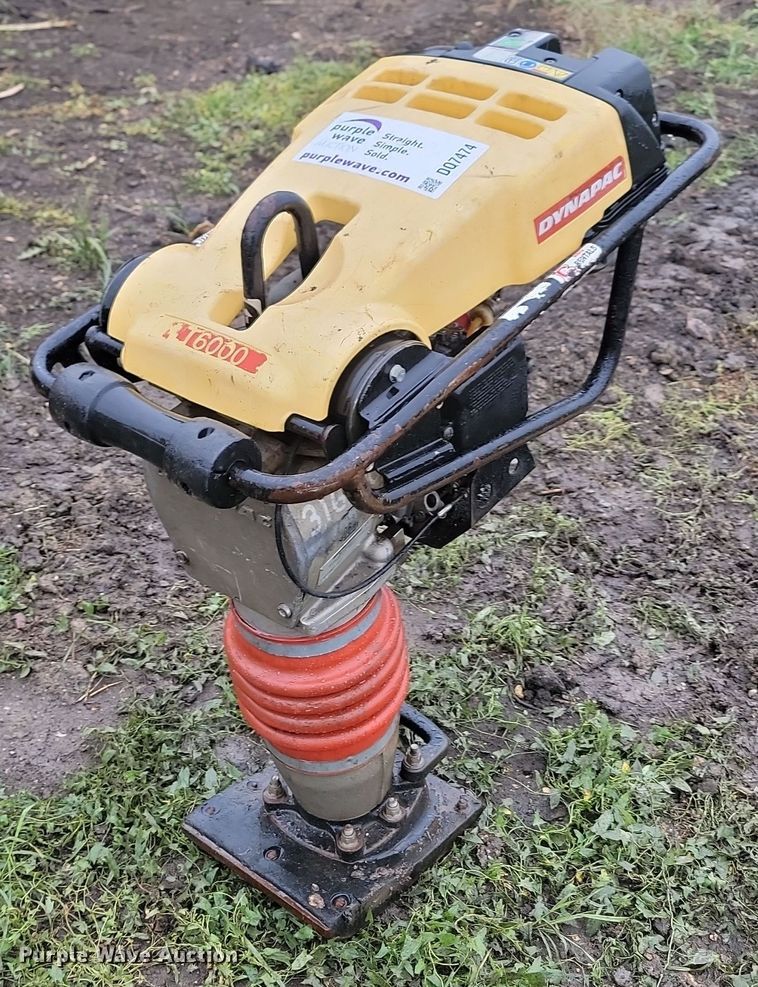 image for item DQ7474 Dynapac LT6000  plate compactor