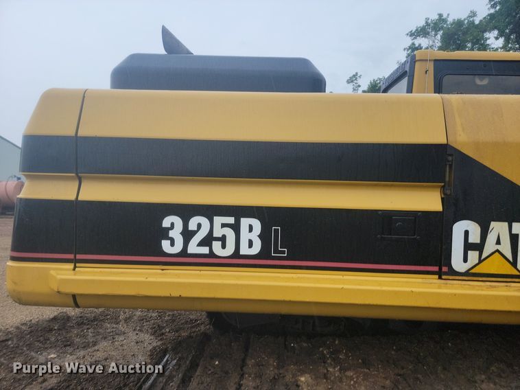 image for item DQ7475 1993 Caterpillar 325L  long reach excavator