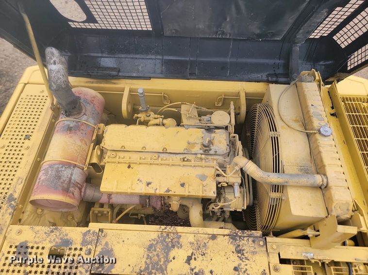 image for item DQ7475 1993 Caterpillar 325L  long reach excavator