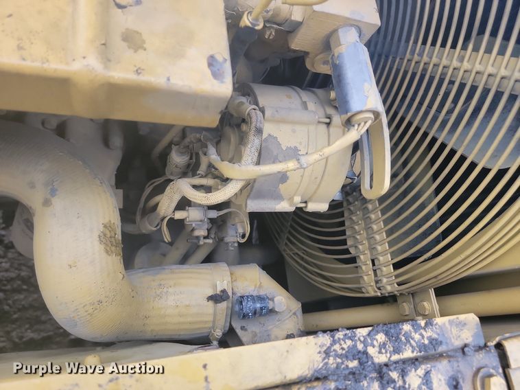 image for item DQ7475 1993 Caterpillar 325L  long reach excavator