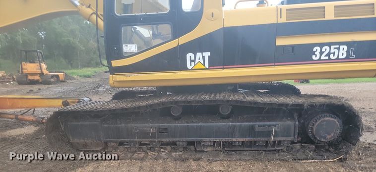 image for item DQ7475 1993 Caterpillar 325L  long reach excavator