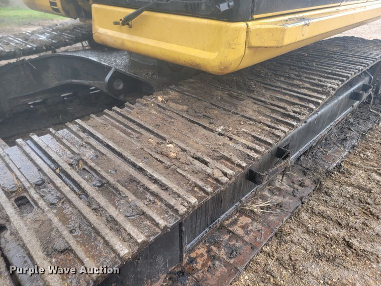 image for item DQ7475 1993 Caterpillar 325L  long reach excavator