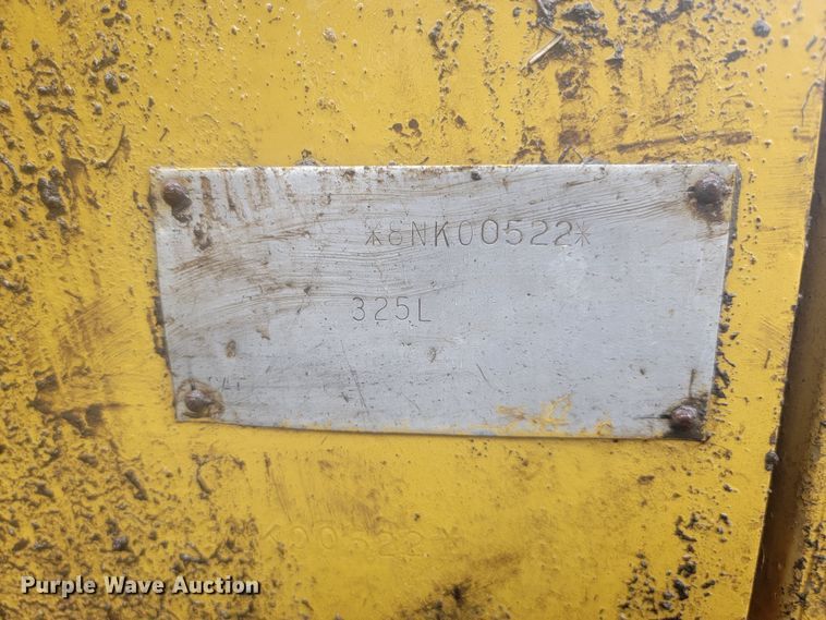 image for item DQ7475 1993 Caterpillar 325L  long reach excavator