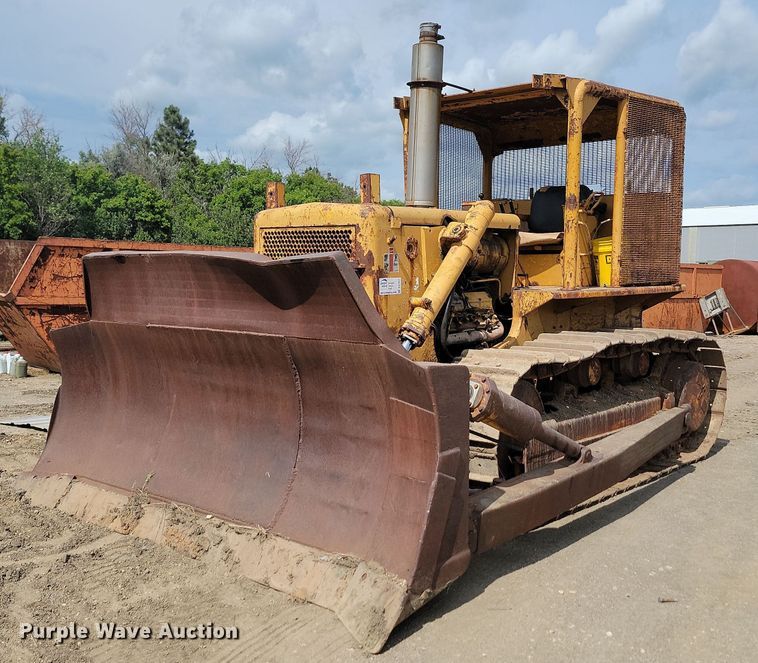 image for item DQ7477 International TD 20C PS  dozer